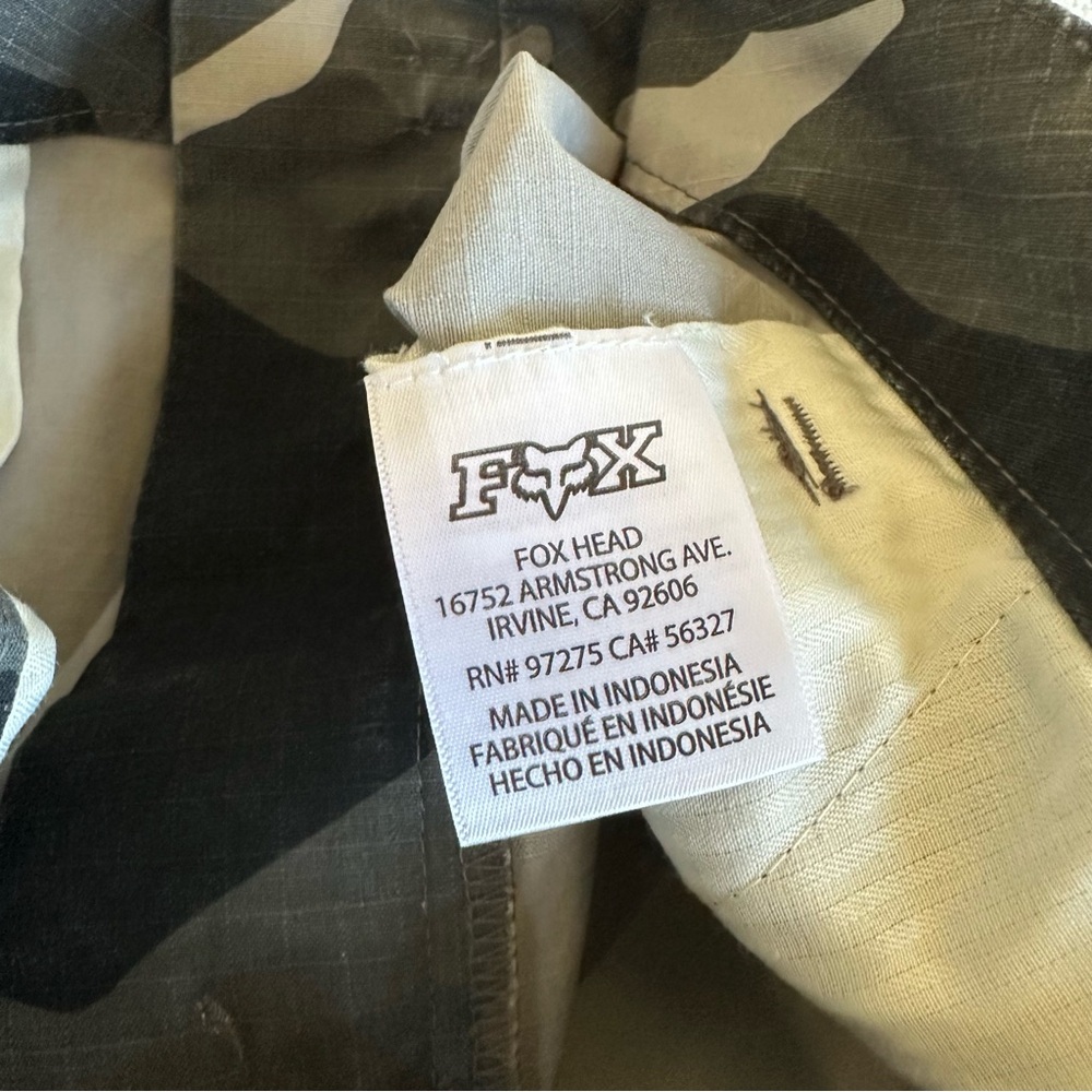 Fox Racing Slambozo Black/Grey Camo Men’s Cargo Shorts 34-Utility Gorpcore - Picture 8 of 9